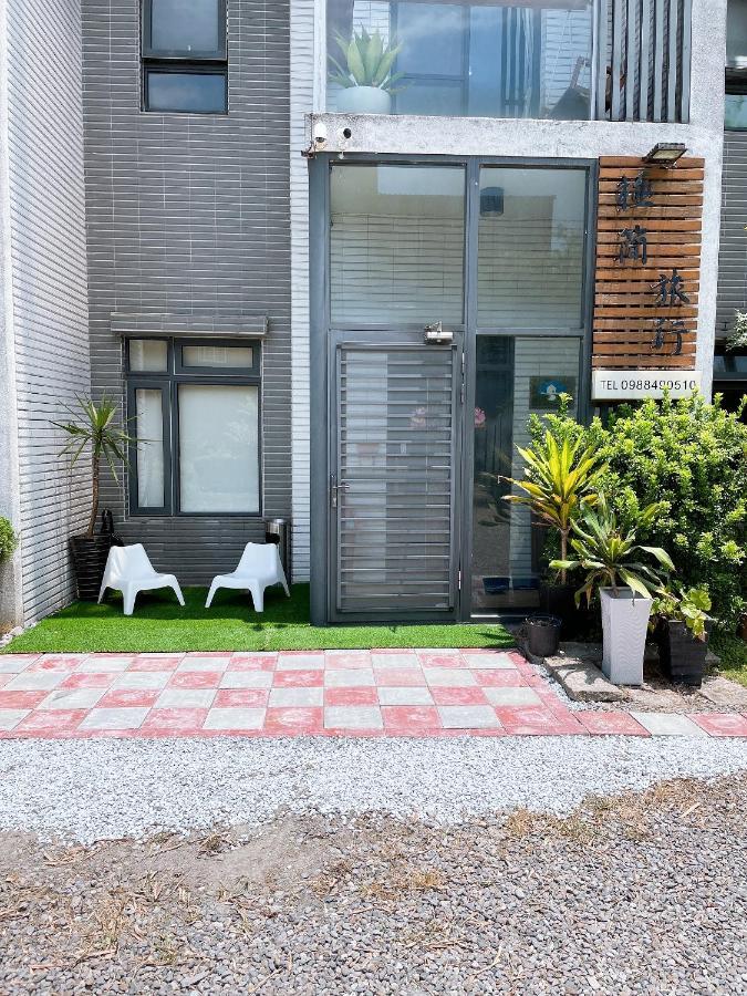 極簡旅行民宿 Simple Travel B&B Wujie Ngoại thất bức ảnh